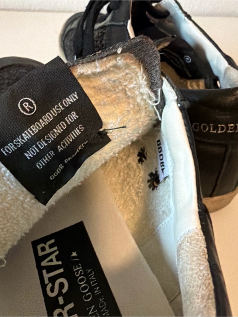 Golden Goose Black Glitter Star Low-Top Sneakers - Picture 6 of 7